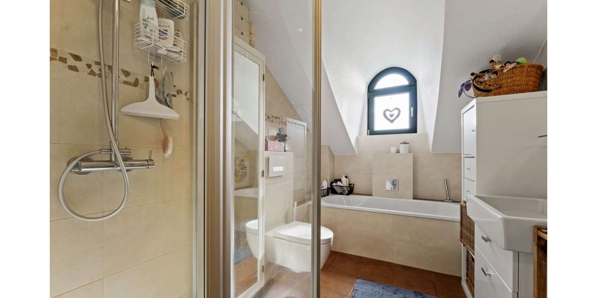 5 5DG_Bad_Haupthaus
