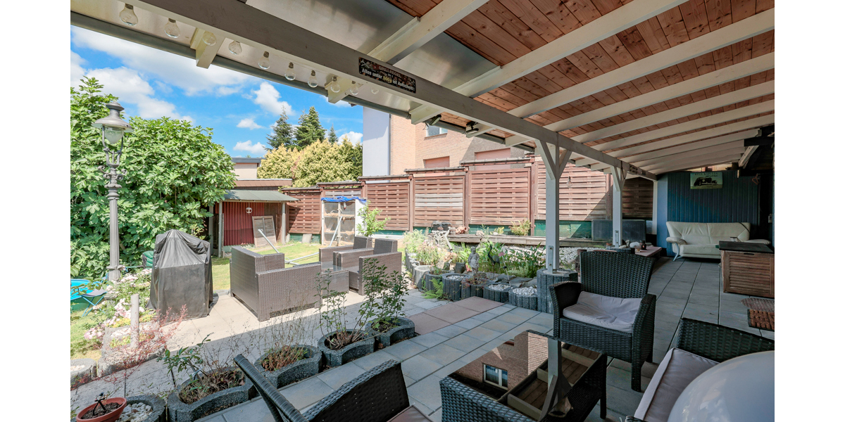 Terrasse Gartenseite