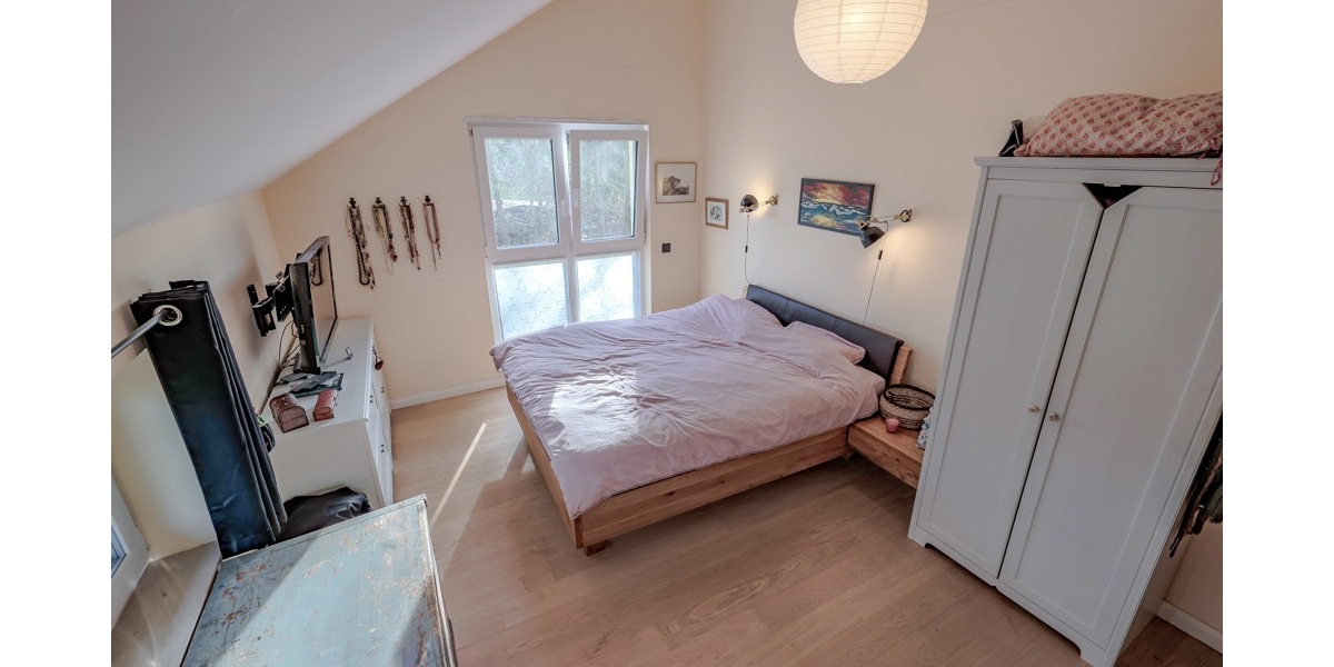 Zimmer 2 OG