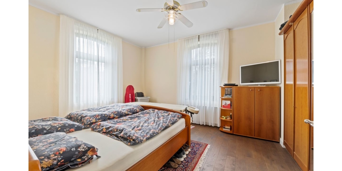 4 2OG_Schlafen1_Haupthaus
